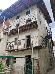 Foto Rustico in via Mazzini 21, Montalto Dora di 90 m² con 4 locali