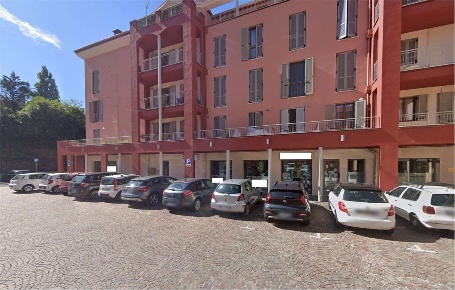Foto Negozio in Via Bellini 5/A, Roè Volciano Roé di 64 m² con 1 locali
