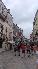 Foto Negozio in Strada nuova, Venezia Alberoni di 40 m² con 4 locali