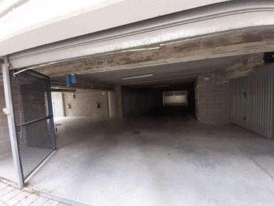 Foto Box in Via San Carlo, Nizza Monferrato di 21 m² con 1 locali