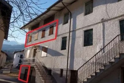 Foto Appartamento in Via Bragioli, Laghi di 57 m² con 5 locali in vendita