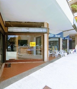 Foto Negozio in piazza della repubblica  17, Villadossola di 45 m²