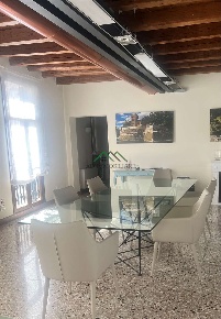 Foto Ufficio a Treviso di 12 m² con 1 locali in affitto