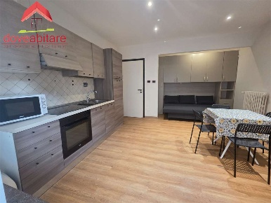 Foto Appartamento in piazza Barbieri 0, Pinerolo Centro Storico di 35 m²
