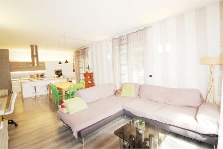 Foto Appartamento in Largo Europa, Dalmine Centro, Sforzatica di 155 m²