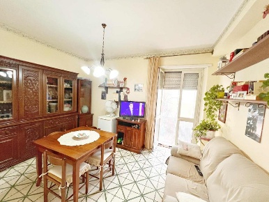 Foto Appartamento in VIA CASSIA VECCHIA, Montefiascone di 83 m² in vendita