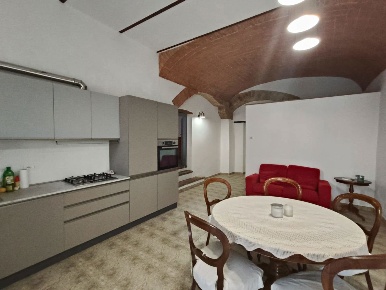 Foto Appartamento in Via Garibaldi snc, Amelia Centro di 90 m² con 3 locali