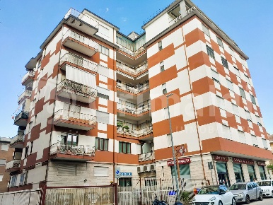 Foto Appartamento in Piermarini, Benevento Sala, Mellusi di 130 m²