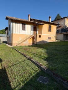 Foto Casa indipendente in VIA SAN GIACOMO  22, Magliano de' Marsi di 114 m²