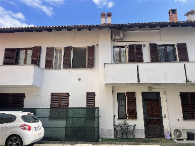 Foto Appartamento a Mortara Centro di 144 m² con 4 locali in vendita