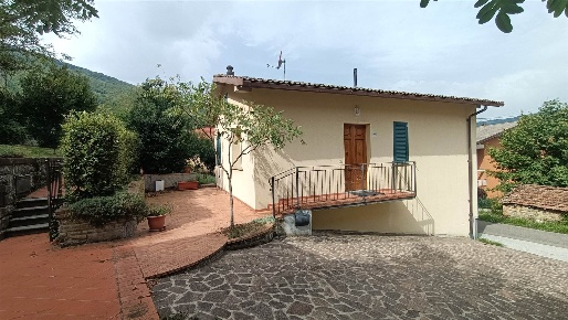 Foto Casa indipendente in via Viacciola 7, Castiglione dei Pepoli Centro