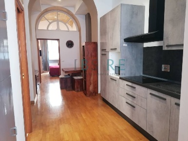 Foto Appartamento in Via Lucrezio Caro, Roma Prati di 80 m² con 3 locali