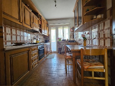 Foto Appartamento in VIA DEI BASTIONI, Oleggio Centro di 91 m² con 3 locali