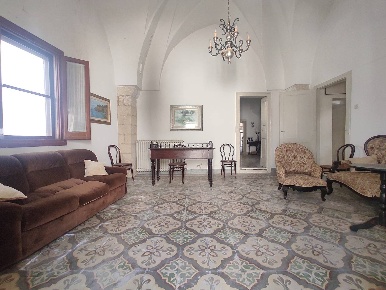 Foto Villa singola a Nociglia di 370 m² con 14 locali in vendita