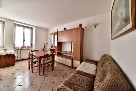 Foto Appartamento in Via Daverio 21, Cantù Centro di 55 m² con 2 locali