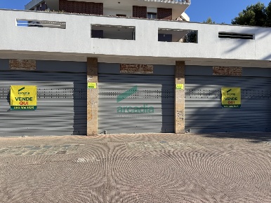 Foto Locale commerciale in Viale Luigi Einaudi 17, Bari San Pasquale