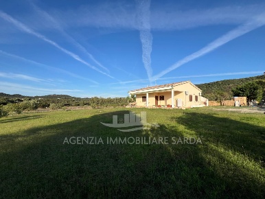 Foto Villa singola a Alghero Pivarada di 90 m² con 3 locali in vendita
