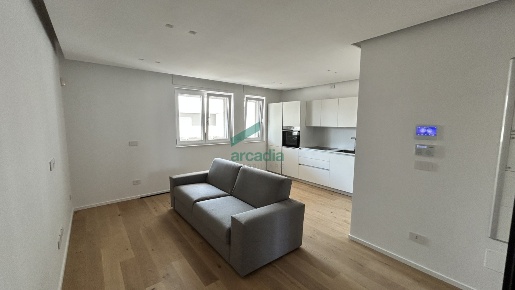 Foto Appartamento in Via Giovanni Amendola 156, Bari Japigia di 60 m²
