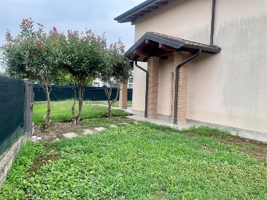 Foto Villa unifamiliare in Via Stazione, Casale Litta Villadosia di 160 m²