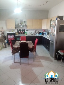 Foto Appartamento in CORSO DEI MILLE, Alcamo Semicentro di 170 m²