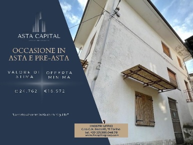 Foto Appartamento in Via Borgata Truch Bertot, Pont-Canavese di 194 m²