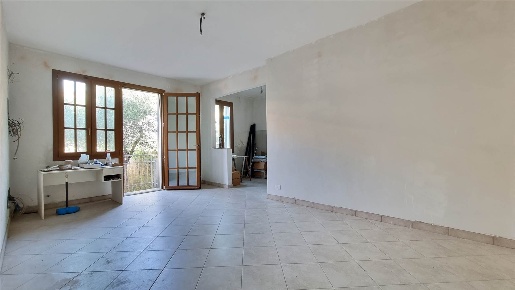 Foto Appartamento a Massarosa Massarosa Paese di 60 m² con 5 locali