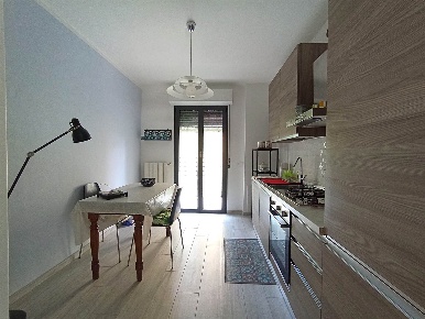 Foto Appartamento in via Schinetti, Rimini Viserba di 115 m² con 5 locali
