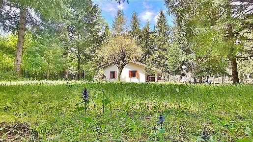 Foto Villa unifamiliare a Piglio di 90 m² con 5 locali in vendita