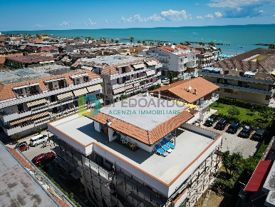 Foto Appartamento in Via Ignazio Silone, Martinsicuro Centro di 100 m²