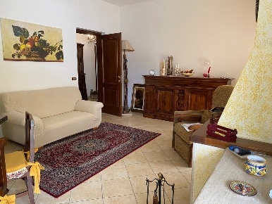 Foto Case semi ndipendenti a Massa Romagnano di 130 m² con 6 locali