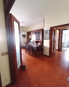 Foto Appartamento a Carrara Centro di 90 m² con 4 locali in vendita