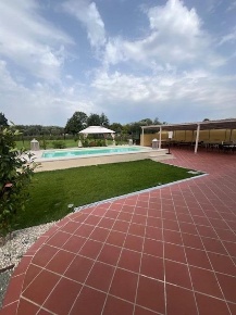Foto Appartamento a Carrara Avenza di 55 m² con 3 locali in affitto