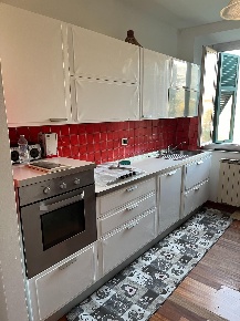 Foto Appartamento a Carrara Avenza di 70 m² con 3 locali in vendita