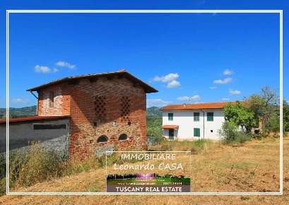Foto Casale a Lamporecchio Centro di 250 m² con 10 locali in vendita