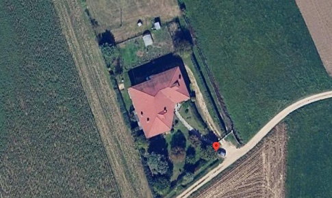 Foto Villa bifamiliare a Poirino Centro di 329 m² con 8 locali in vendita