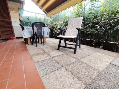 Foto Appartamento a Massa Marina di Massa Centro di 65 m² con 3 locali