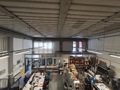Foto Capannone industriale a Lucca San Filippo di 330 m² con 3 locali