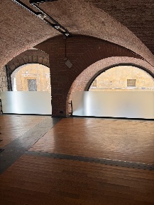 Foto Locale commerciale a Siena Lizza - Camollia di 80 m² con 4 locali