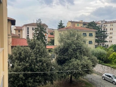 Foto Appartamento a Pisa Sant'Antonio di 110 m² con 5 locali in vendita