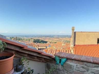 Foto Casa indipendente a Chianni Centro di 150 m² con 7 locali in vendita