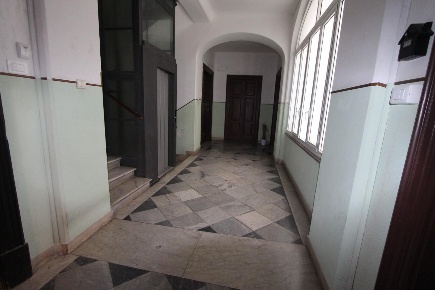 Foto Appartamento a La Spezia Centro Storico di 95 m² con 5 locali