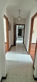 Foto Appartamento a Massa Centro di 130 m² con 5 locali in vendita