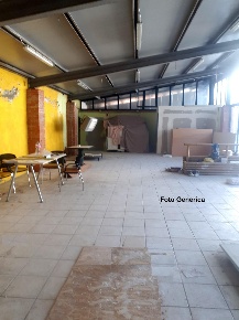 Foto Capannone industriale a Capannori Centro di 170 m² con 1 locali