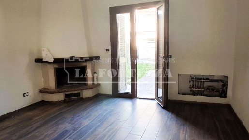 Foto Casa indipendente a San Giuliano Terme Pontasserchio, Pappiana