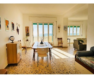 Foto Appartamento a Castiglione della Pescaia Castiglione Paese di 173 m²