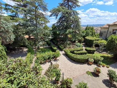 Foto Villa unifamiliare a Santa Maria a Monte Centro di 1100 m² in vendita