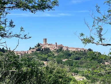 Foto Appartamento a Montecatini Val di Cecina Centro di 80 m² con 5 locali