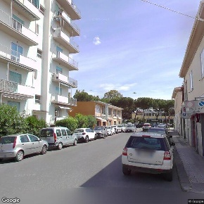 Foto Locale commerciale a Cecina Cecina Centro di 208 m² con 2 locali