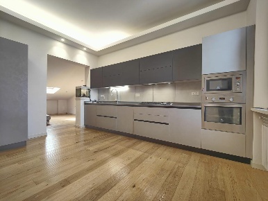 Foto Casa indipendente a Fucecchio Massarella di 190 m² con 9 locali