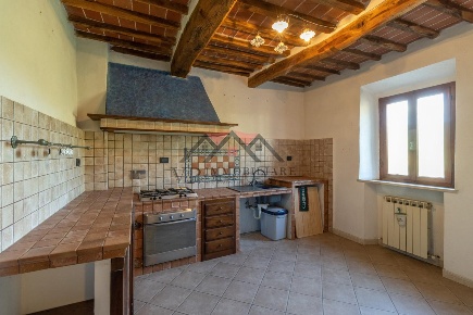 Foto Appartamento a Castelnuovo di Val di Cecina Sasso Pisano di 88 m²